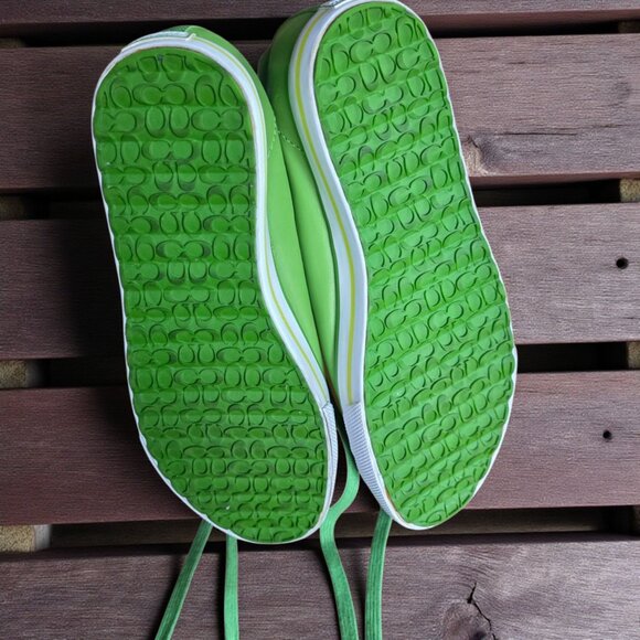 COACH LEATHERWARE (3.5 / 5.5-6   ) Lime Green Leather Lace Up Sneakers - Picture 10 of 16